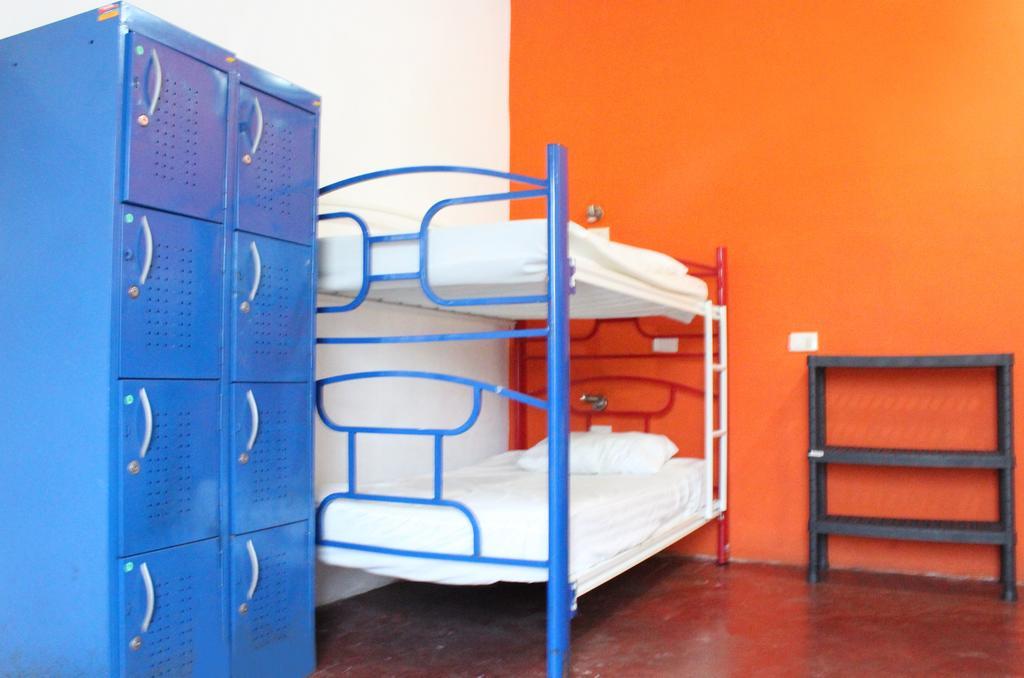 Hostal Vive La Vida Playa del Carmen Exteriör bild