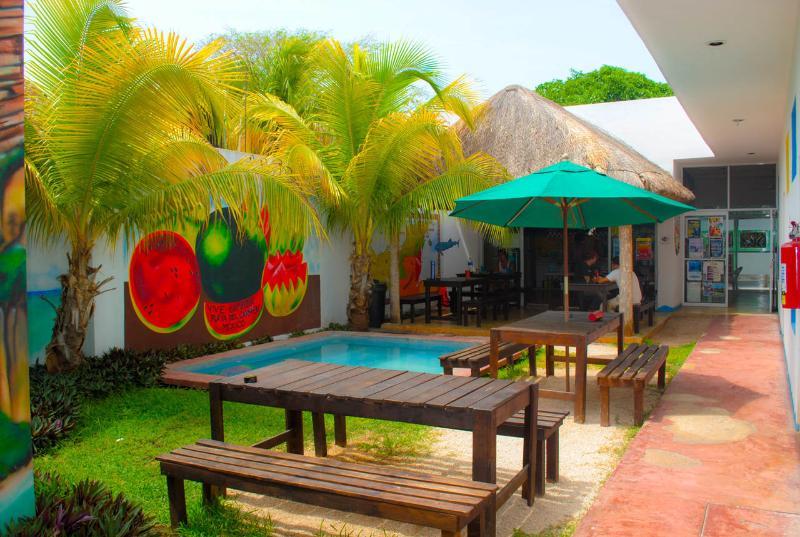 Hostal Vive La Vida Playa del Carmen Exteriör bild