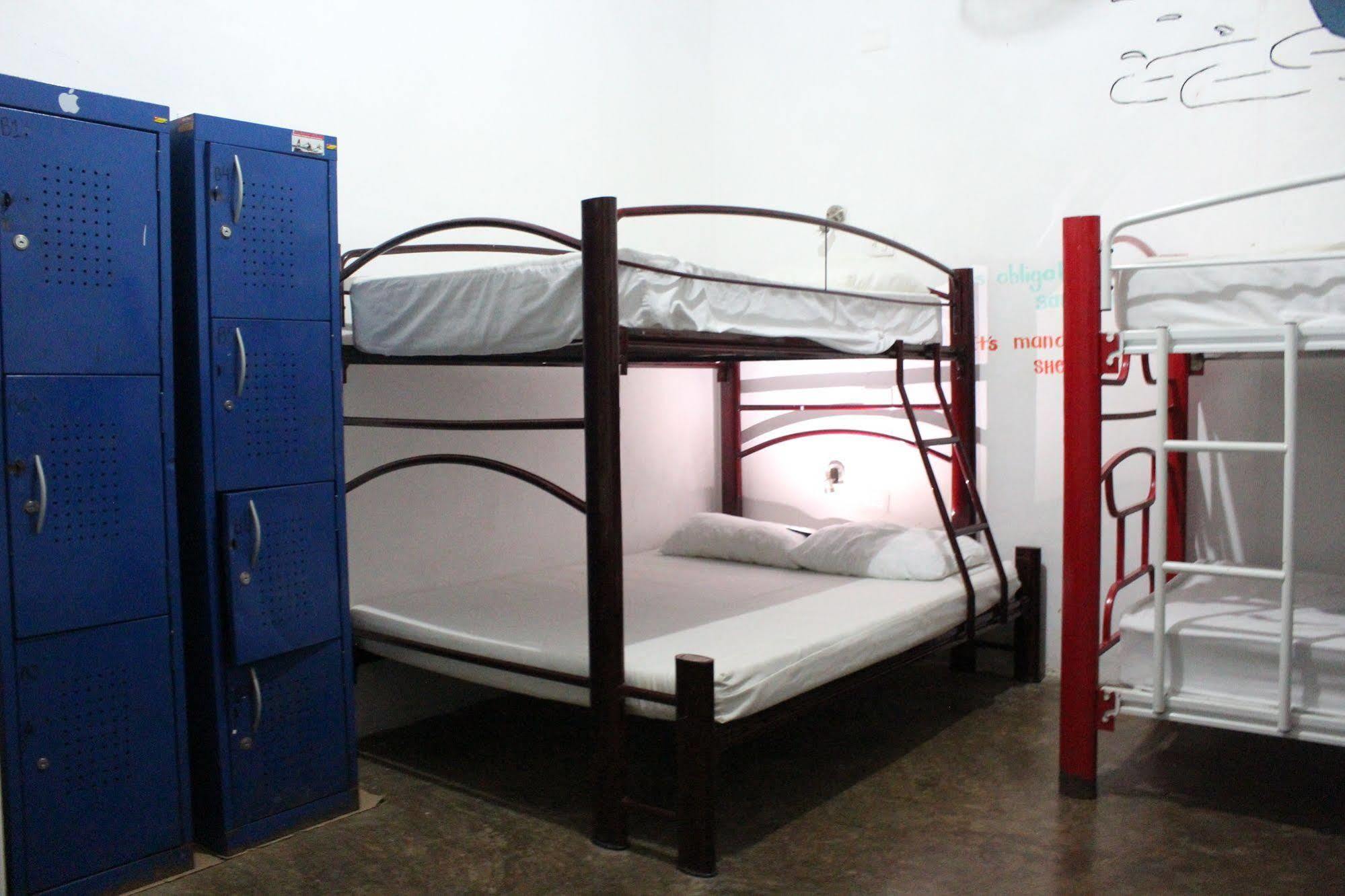 Hostal Vive La Vida Playa del Carmen Exteriör bild