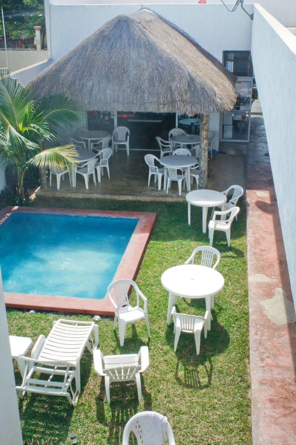 Hostal Vive La Vida Playa del Carmen Exteriör bild