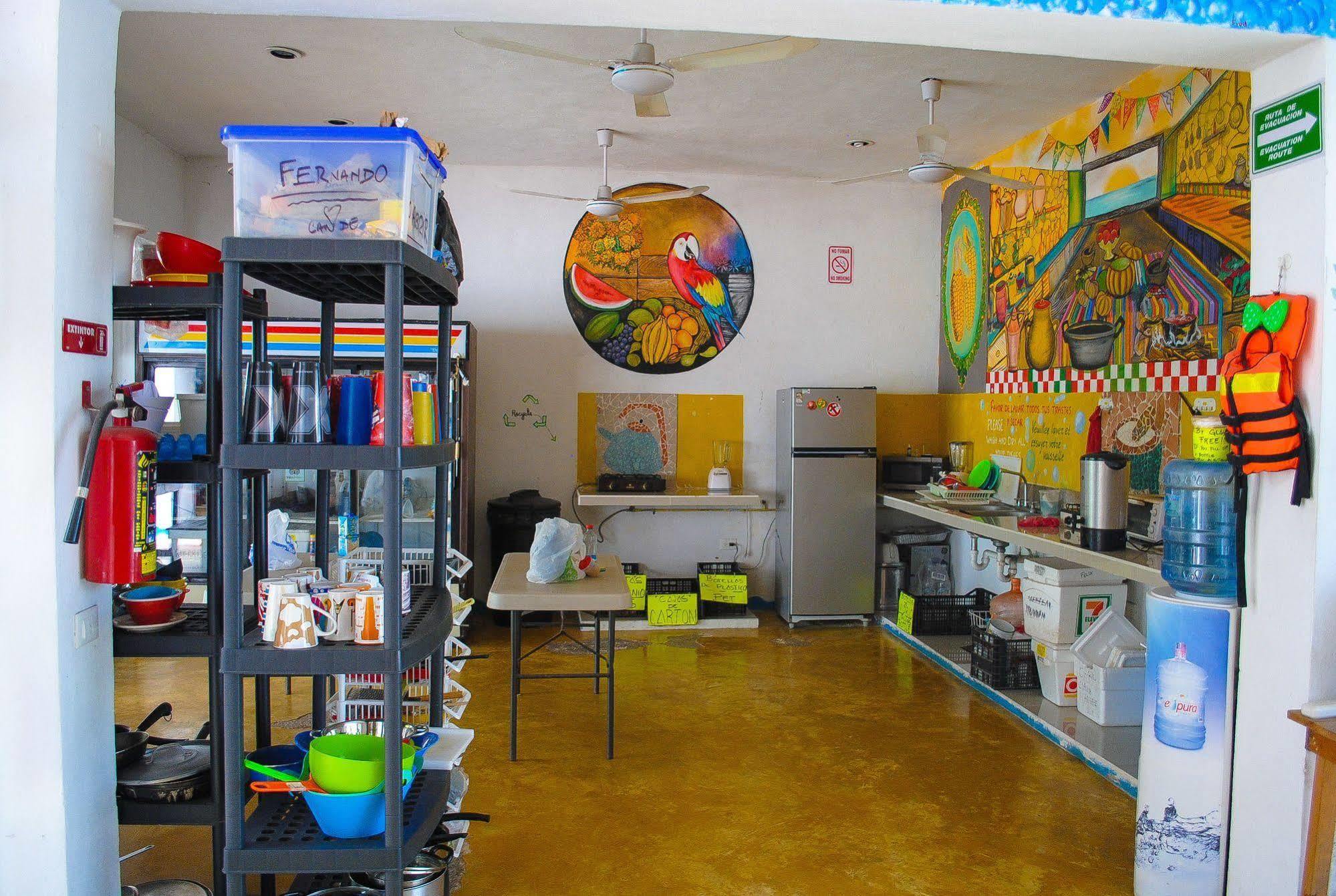 Hostal Vive La Vida Playa del Carmen Exteriör bild